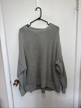 American Eagle Outfitters Oversized Ribbed Crewneck Sweater in Gray